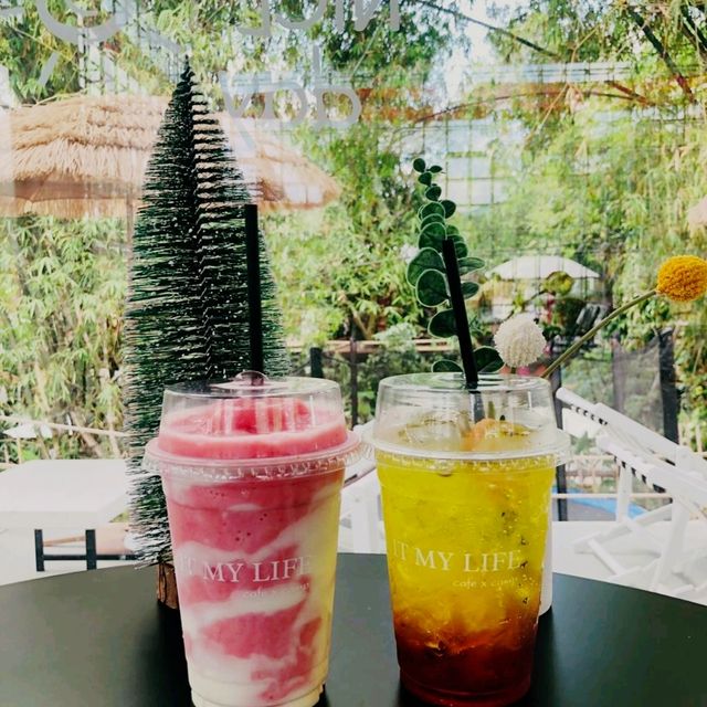 It my life cafe X camp