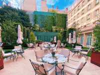 ✨ Stay at Le Bristol Paris 
