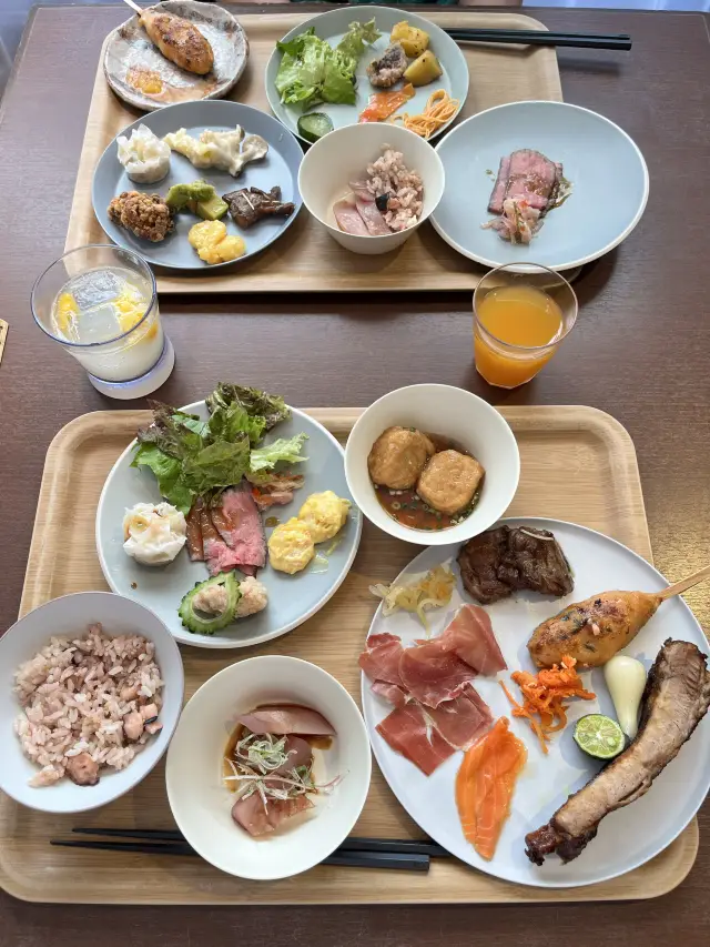 Fun! Delicious! Dinner Buffet at Hoshino Resort Iriomote Island.