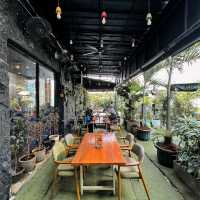KOPI DEO | A COFFEE SHOP WITH LIVE MUSIC EVERY DAY