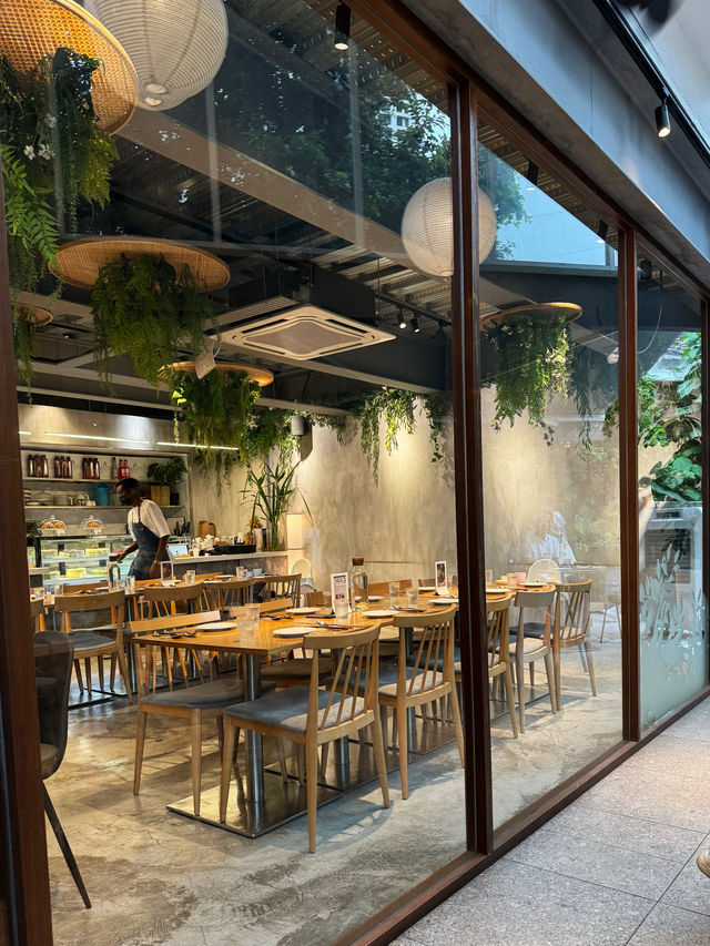 🍴 HK Drama filmed in this Cafe
