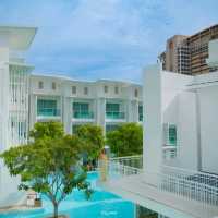 ที่พักสระว่ายน้ำสวย ใกล้หาดวงศ์อมาตย์ พัทยา