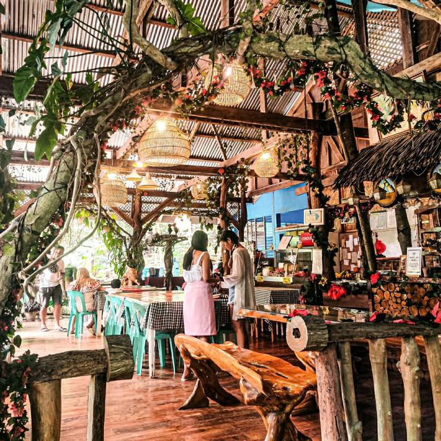 Balete Cafe!!