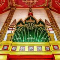 สักการะพระเจ้าสองสี ที่วัดมุงเมือง
