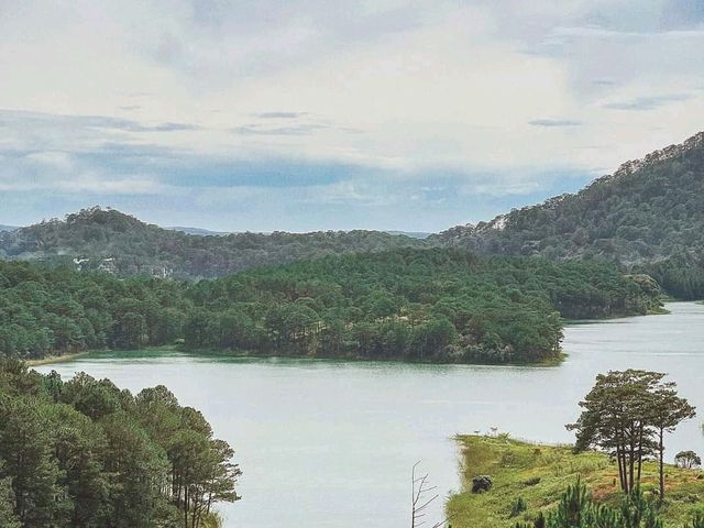 A day at Tuyen Lam lake, Da Lat in August