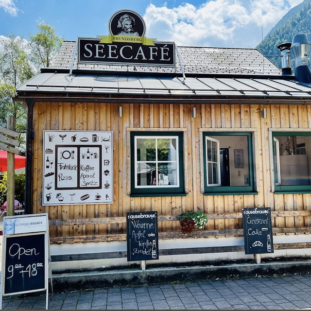 오스트리아 할슈타트의 호수뷰 카페 “See Cafe"
