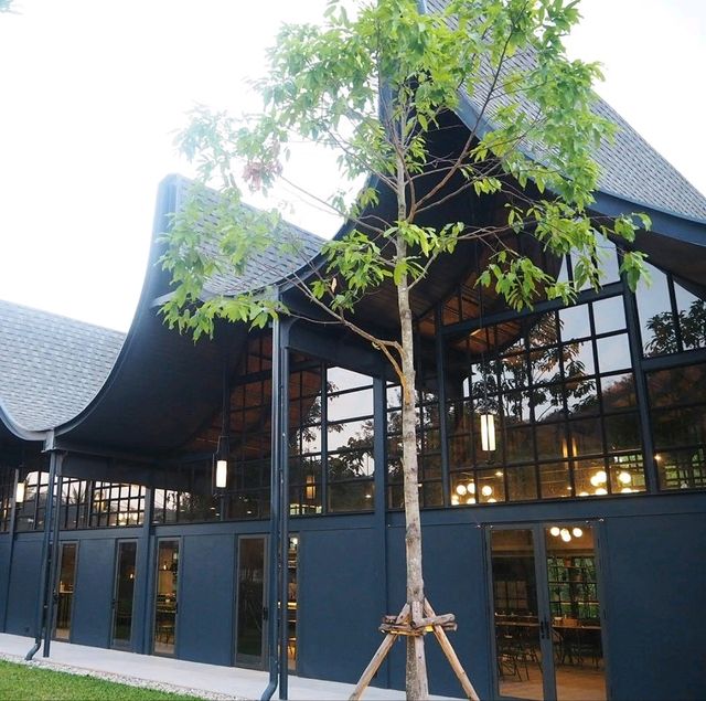 Hotel Labaris Khao Yai - โรงแรมสุดหรูกลางป่าเขา