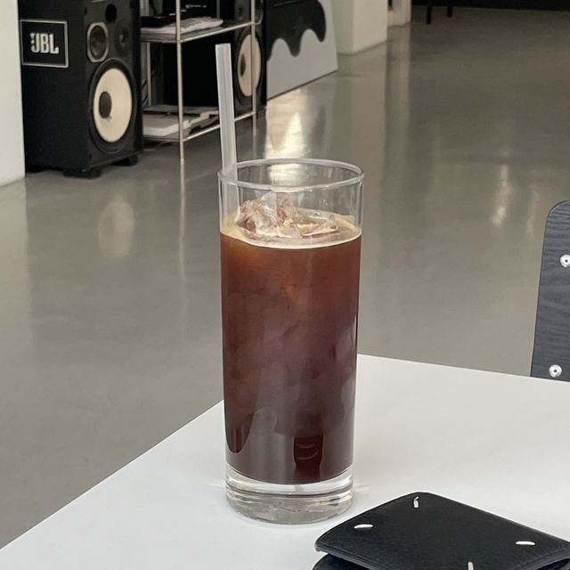 インテリアが大優勝してる望遠洞にあるカフェ"konwell"☕️