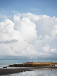 สัมผัสความสงบยามเช้าที่หาดพัทยา
