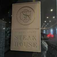 我的完美生日🎂在Grand Hyatt 的Steak House