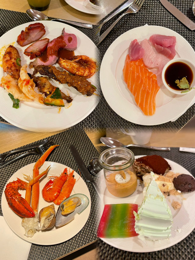 萬麗咖啡室-南洋風味自助午餐，任食龍蝦叻沙及美味甜品