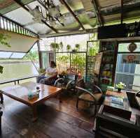 eight de klong