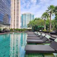 รีวิวโรงแรม Holiday Inn Bangkok Sukhumvit