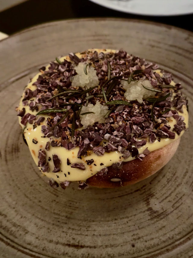 Trendy Restaurant executing eclectic dishes !