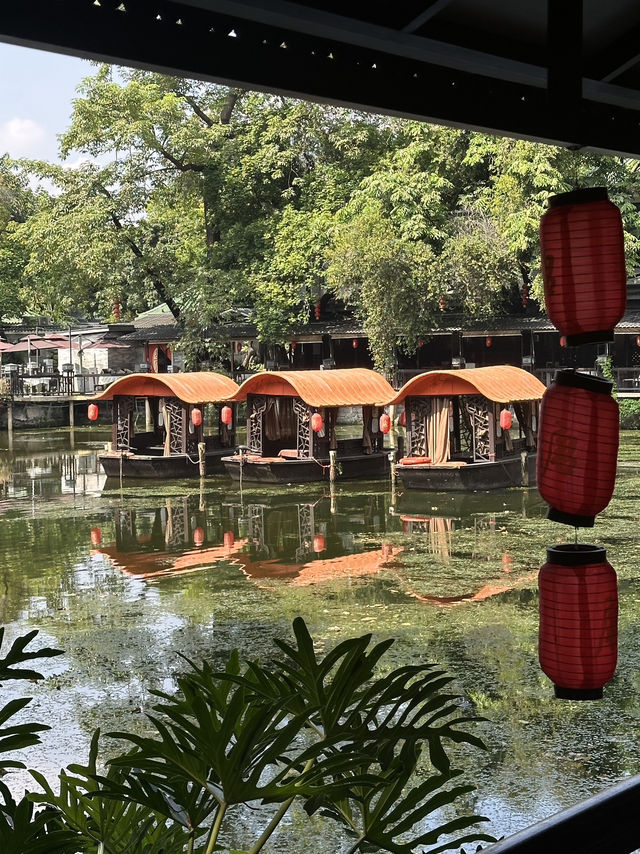 Guangzhou: A Journey Through Time and Taste 🏮