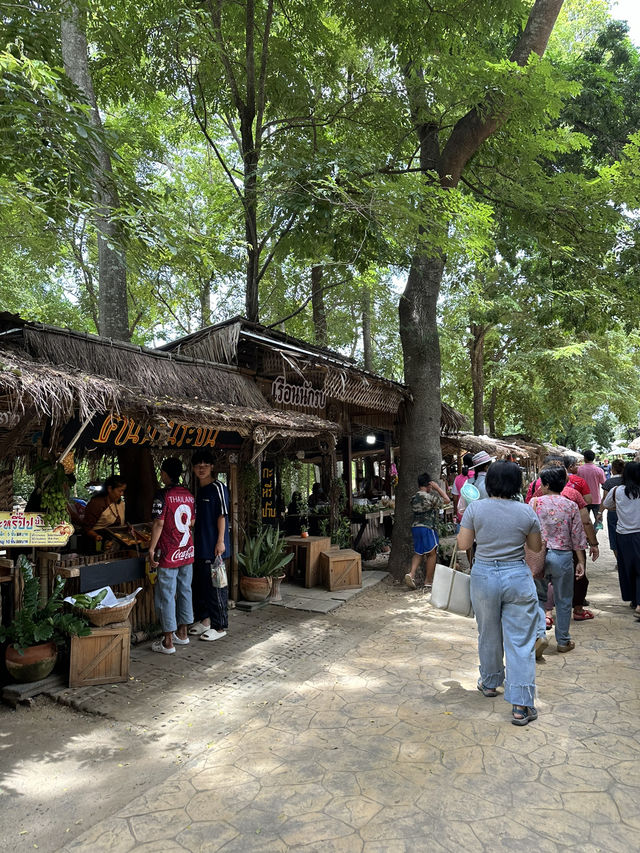 ⚔️ ตลาดไทยย้อนยุคบ้านระจัน