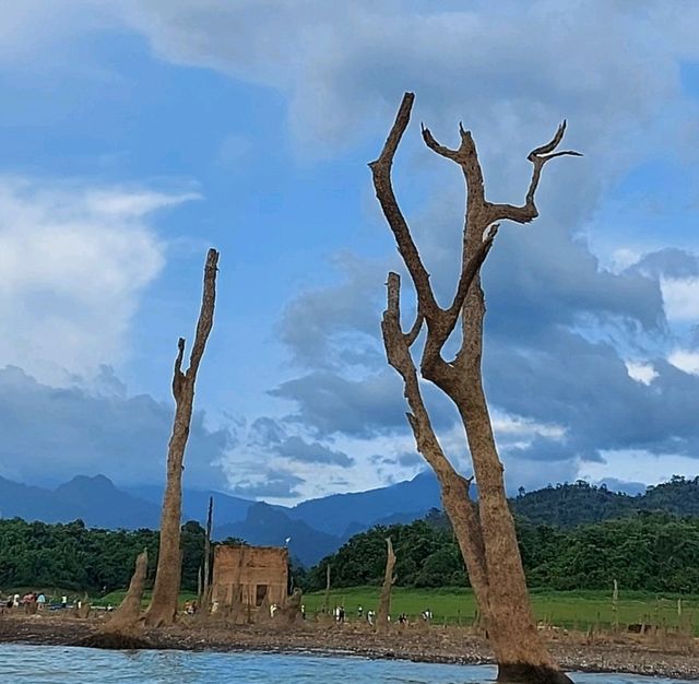 ชมวัดจมน้ำ สังขละบุรี