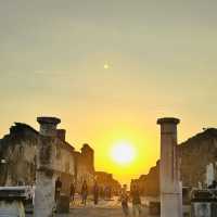 Pompeii resurgence as a bustling city once again