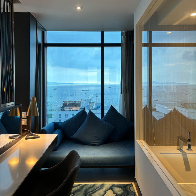 Mytt Hotel Pattaya ที่พักริมทะเลพัทยา