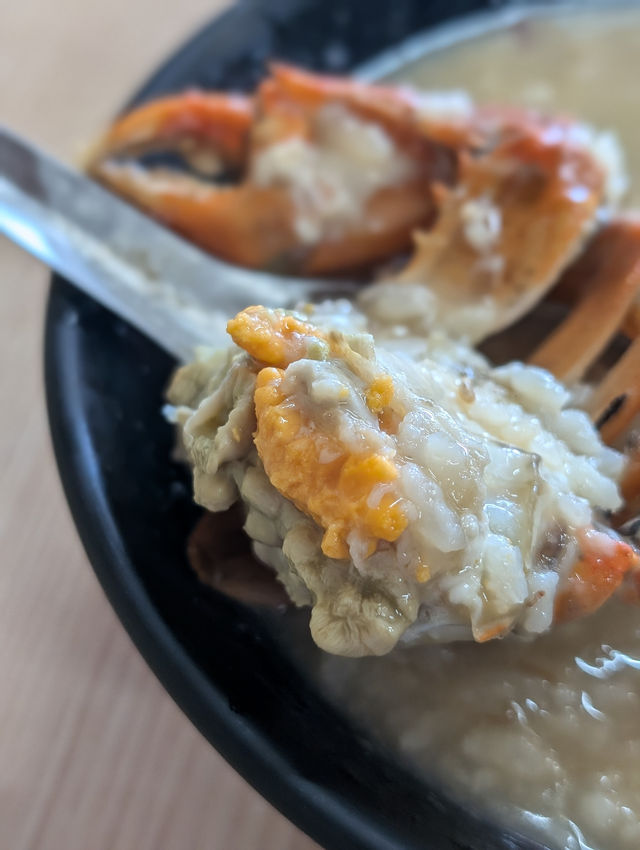 台南安平「阿美深海鮮魚湯」粥裡有蟹🦀！ Holy蟹🦀！