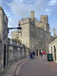 Windsor Castle: Step Into the World of Royalty