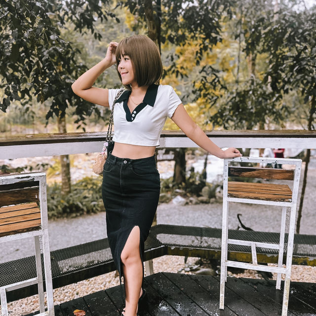 มะลิคาเฟ่ คาเฟ่ติดน้ำตกวิวหลักล้าน