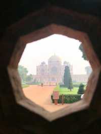 Humayun's Tomb - the tomb of the exiled king in a foreign land