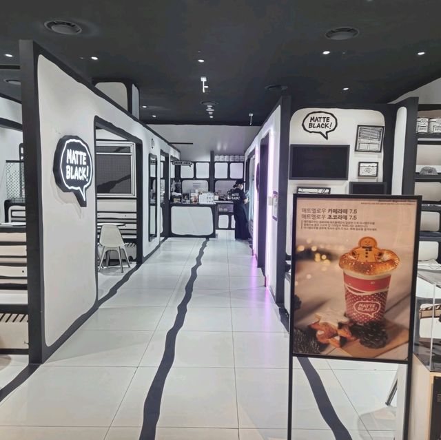 잠실 롯데몰  가볼만한 이색적인 카페