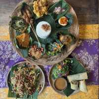 【ウブド】外国人観光客に大人気「サンサンワルン（Sun Sun Warung）」