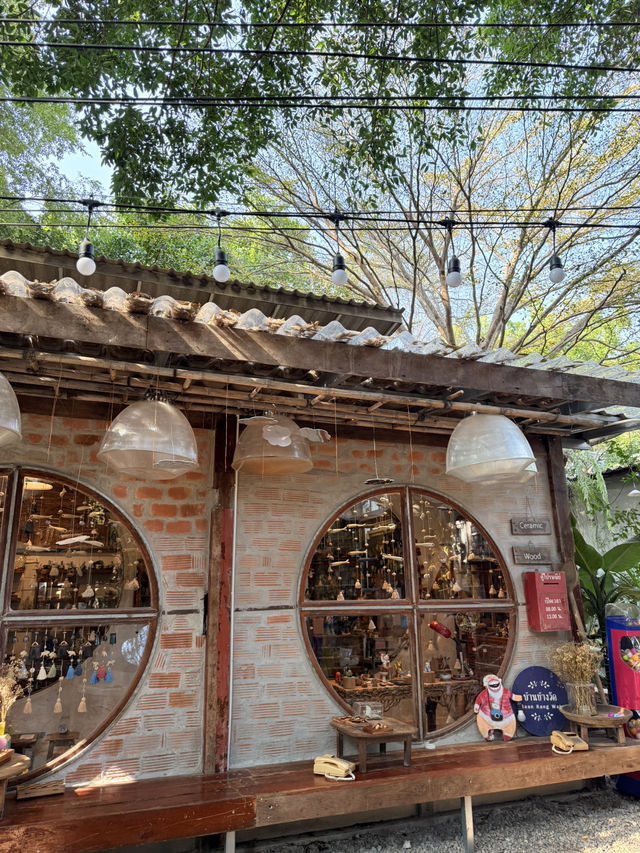 📍เดินกิน เดินเล่นสวยๆเพลินๆ ที่บ้านข้างวัด