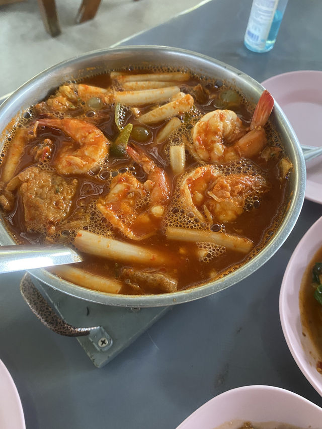 ครัวบ้านพ่อตา พัทยาใต้ อาหารทะเลสดใหม่ ราคาถูก