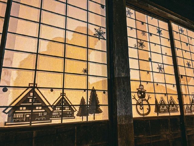 【高山】予約無しで見れる合掌造り集落のライトアップ✨