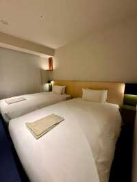 Modern Comfort in a Great Location – Amanek Hotel 