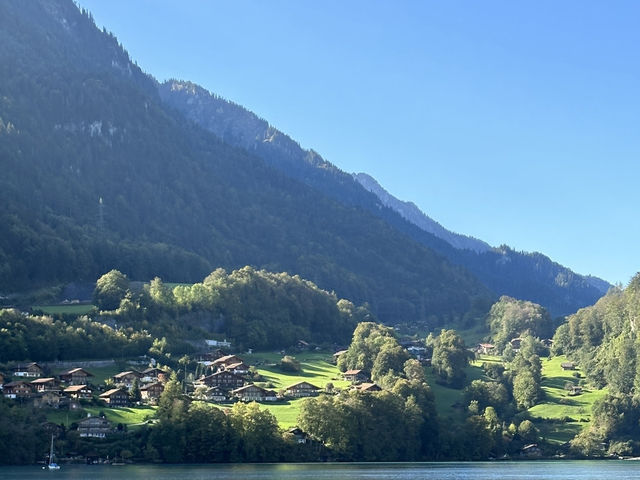 Soaring Over Interlaken: The Ultimate Paragliding Experience