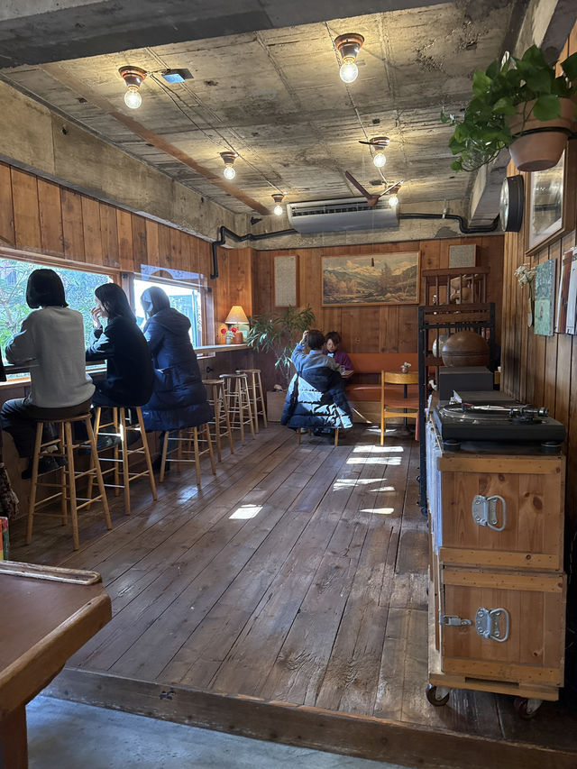 Paddlers Coffee: A Must-Visit Coffee Shop in Tokyo