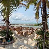 Mar Sea at Suchada Rayong คาเฟ่ริมทะเลสุดชิล 🌸🍹