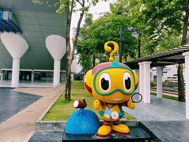 泰國曼谷素坤逸區科學中心天文館商場影院一日遊行程，親子遊行程