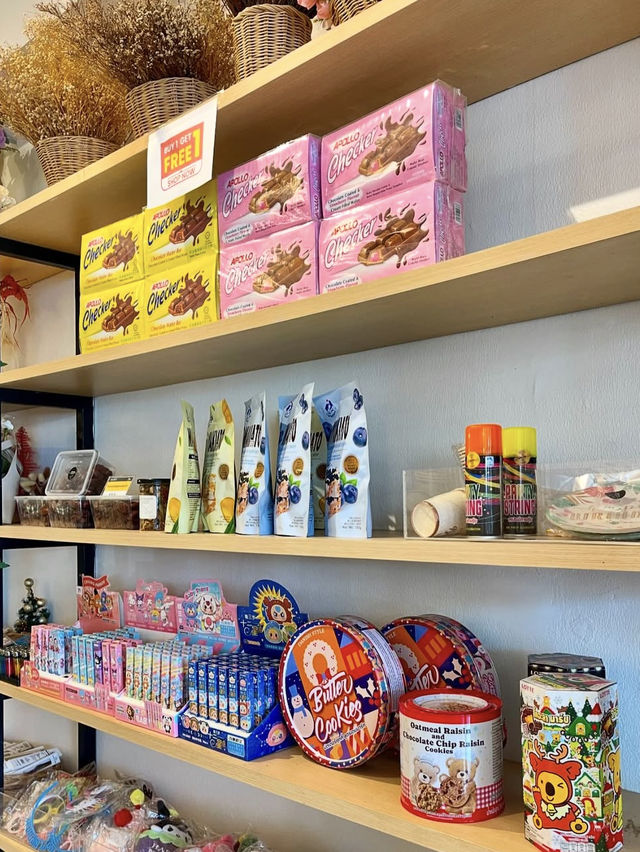Del & Dia Cafe' and Restaurant Halal Ao Nang Krabi