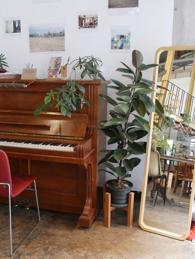 【バンコク】隠れ家カフェ☕️ピアノも弾ける素敵空間🎹BaanSaenSaep