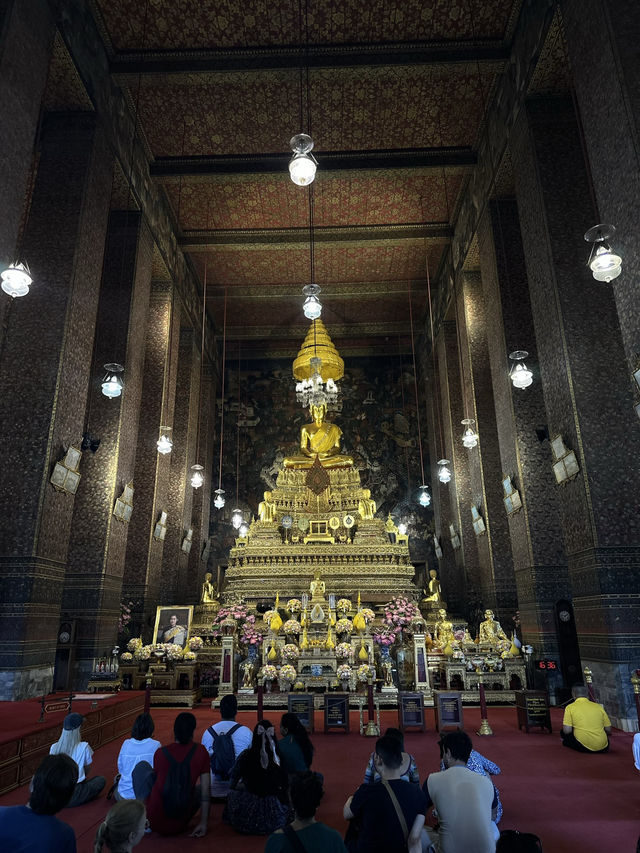 Breathtaking Details of Bangkok City: Wat Pho
