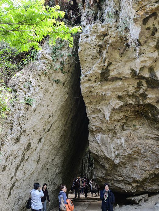 沖縄最高の聖地「斎場御嶽」で神秘体験🌿