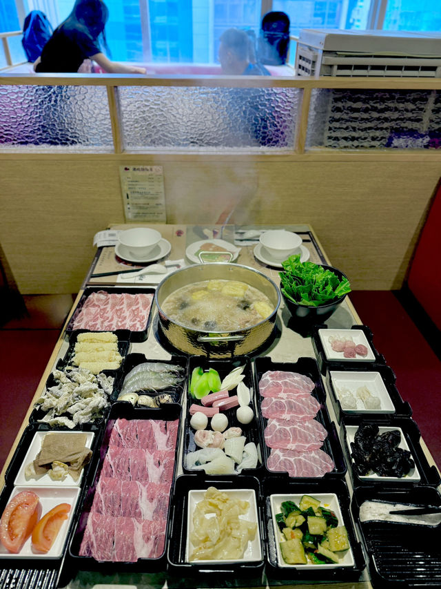  午市4.5小時火鍋放題 🍲