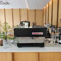 ✳️LIVIN CAFE | คาเฟ่มินิมอลโทนสีอบอุ่น✴️