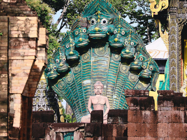 วัดสระกำแพงใหญ่