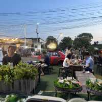 ตลาดหัวมุม (Talaad Huamum)