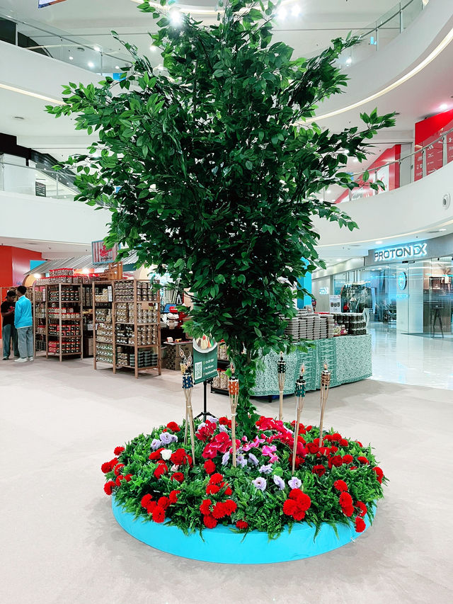 Spring Raya Splendour with Quill City Mall”