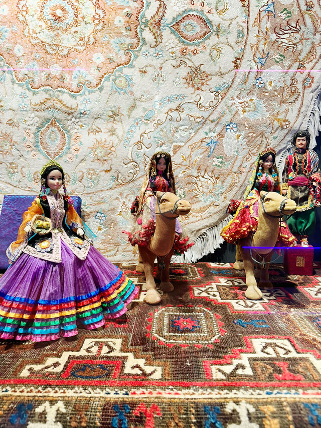 Weaving Through Time at Persian Collections, BSC