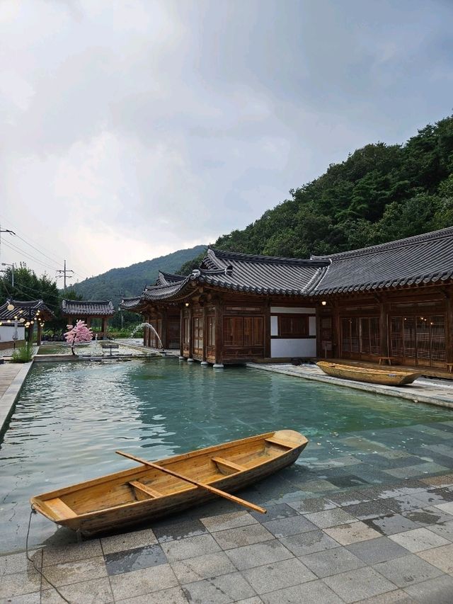 한옥과 나룻배가 어우러진 감성카페, 완주 소양한옥티롤 🚤🏡