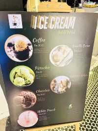 Dor Ritz Café at Merdeka Plaza: Cozy Haven for Coffee and Treats