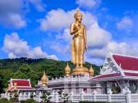 🕌 Wat Hat Yai Nai: A Backpacker’s Guide to Thailand’s MASSIVE Reclining Buddha!  